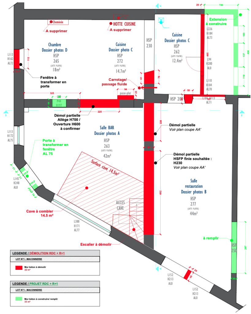 Plan d’aménagement d’une pharmacie indiquant les éléments à démolir et les nouvelles constructions dans le cadre d’un projet d’architecture commerciale.